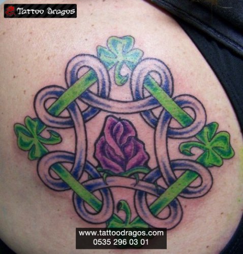 Celtic Çiçek Tattoo