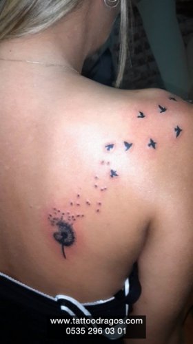 Dandelion Çiçek Tattoo