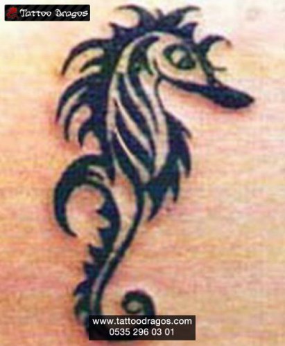 Deniz Atı Tribal Tattoo