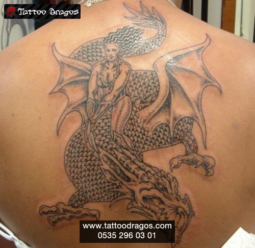 Dragon Kadın Tattoo