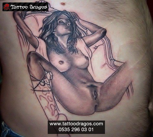 Erotik Kadın Tattoo