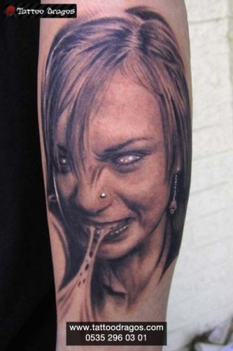 Gotic Tattoo