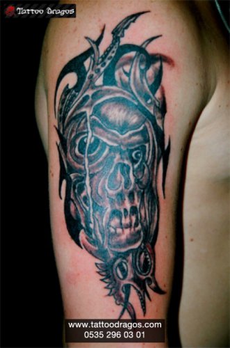 Gotic Tattoo