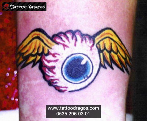 Göz Kanat Tattoo