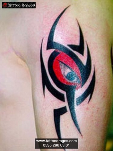 Göz Tribal Tattoo