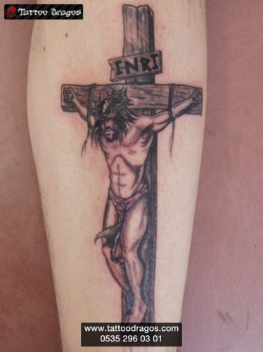 İsa Haç Tattoo