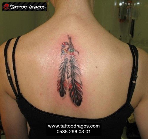 Kızılderili Tüyü Tattoo