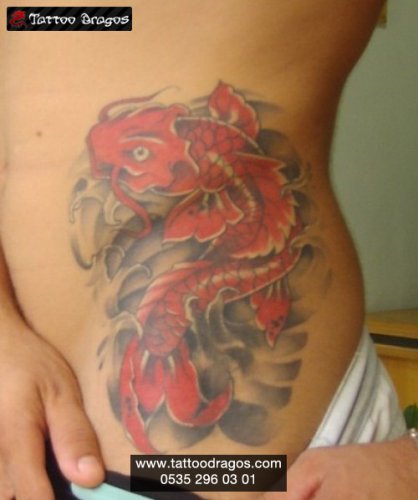 Koi Japon Balığı Tattoo