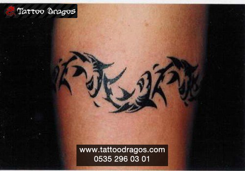 Köpekbalığı Tribal Tattoo