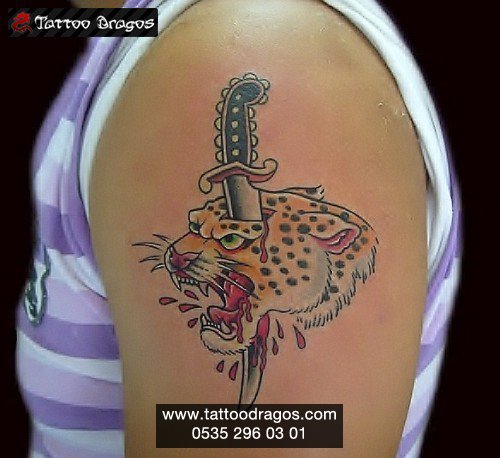 Leopar Bıçak Tattoo