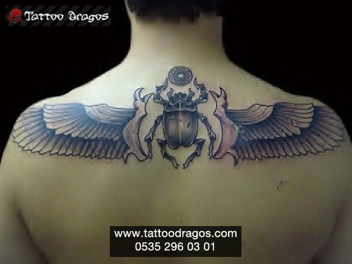 Mısır Böcek Kanat Tattoo