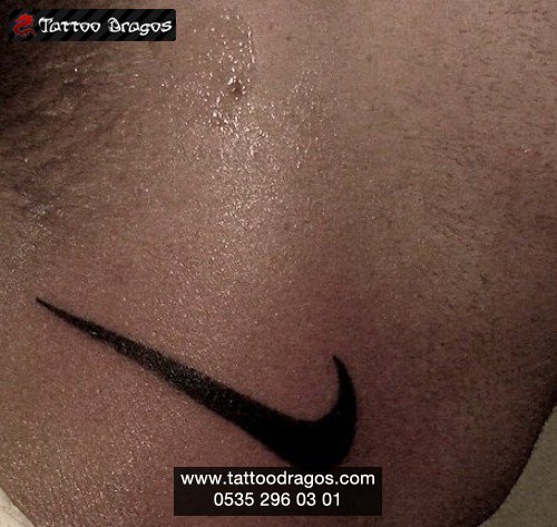 Nike Amblemi Tattoo