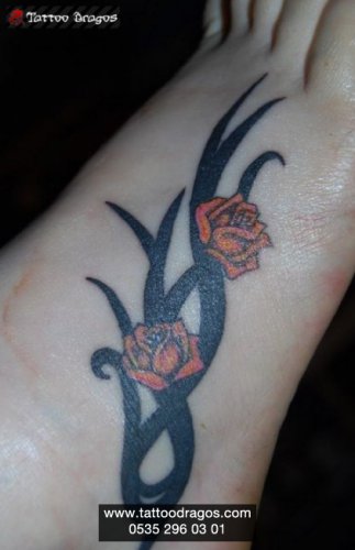 Renkli Çiçek Tribal Tattoo