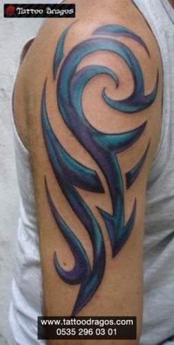 Renkli Tribal Tattoo