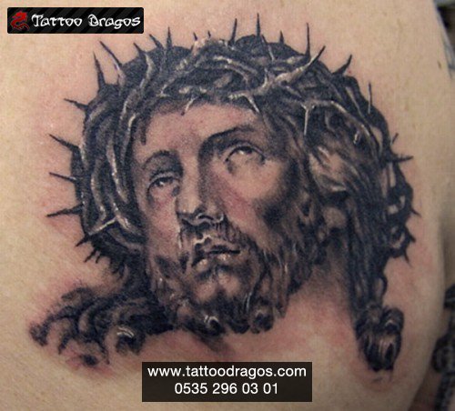 Taç İsa Tattoo