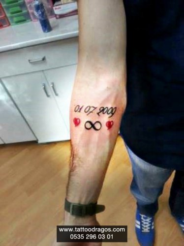 Tarih Sonsuzluk Tattoo