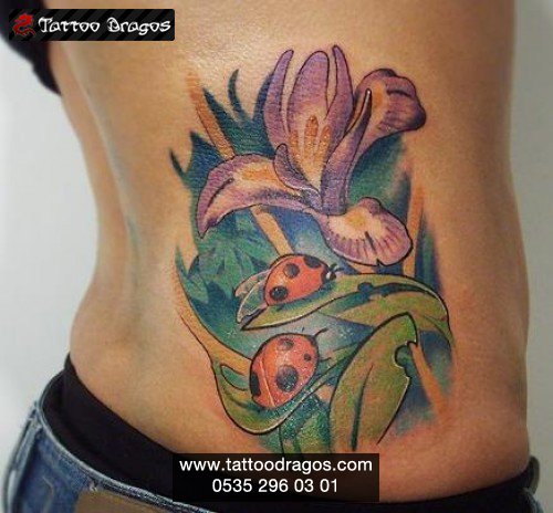 Uğur Böceği Çiçek Tattoo