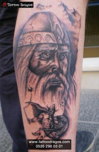 Wiking Savaşçı Tattoo