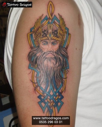 Wiking Tribal Tattoo