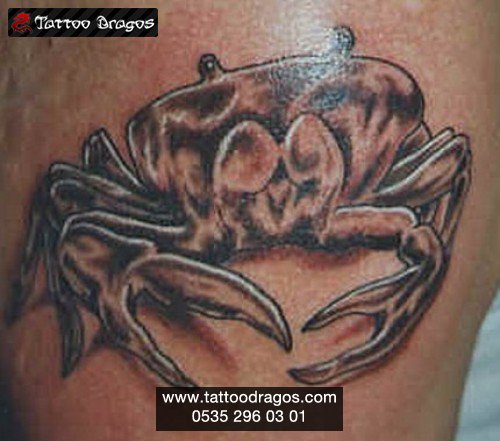 Yengeç Burç Tattoo