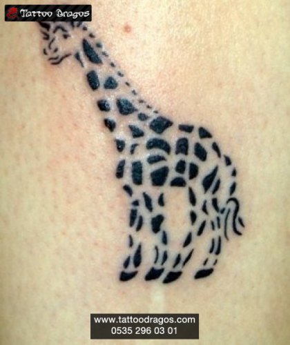 Zürafa Tribal Tattoo