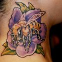 Arı Çiçek Tattoo