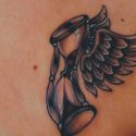 Kanatlı Kum Saati Tattoo