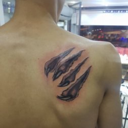 Aslan Pençesi Dövmesi