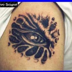 Göz Tattoo