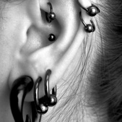 Kulak Piercing