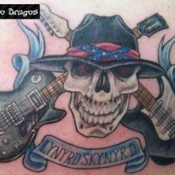 Kurukafa Gitar Tattoo