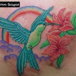 Kuş Gökkuşağı Tattoo