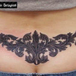 Sarmaşık Tattoo