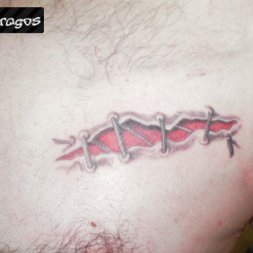 Yırtık Deri Tattoo